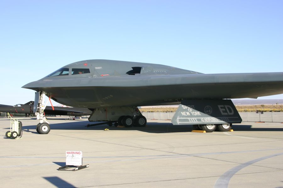 Американский бомбардировщик B-2 Spirit