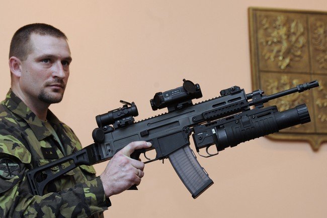 Чешский автомат CZ 805 BREN