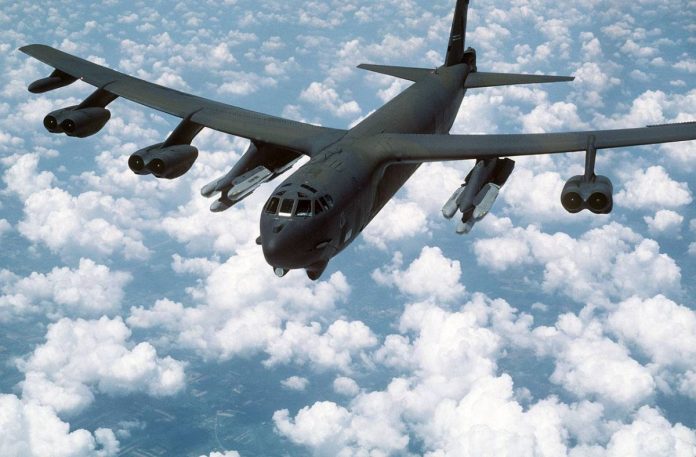 B-52H Stratofortress: чем опасен и как с ним бороться