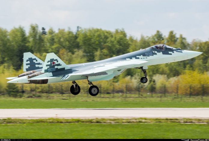 Истребитель Су-57 оказался России не нужен