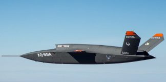 Первый полет беспилотника ВВС США "Валькирия XQ-58A"