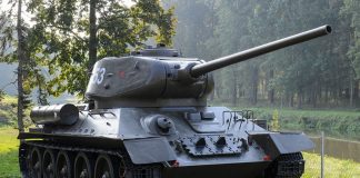 Почему Т-34 проиграл PzKpfw III, но выиграл у "Тигров" и "Пантер"