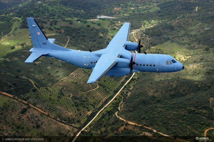 Многоцелевой военно-транспортный самолёт CASA C-295